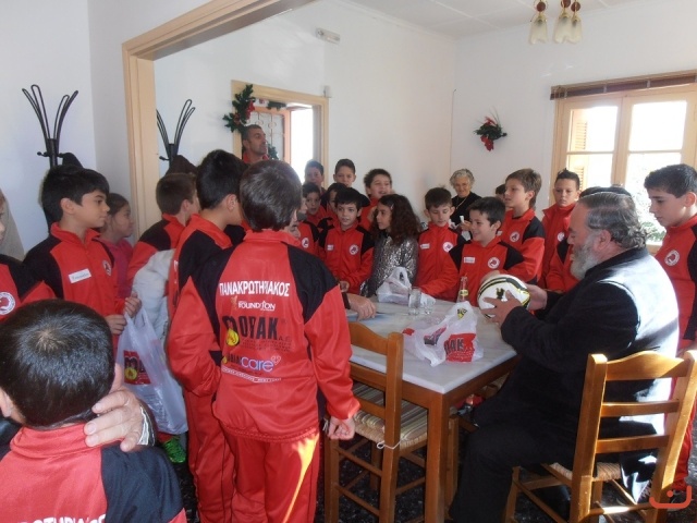 Επίσκεψη στο ΚΑΠΗ Ακρωτηρίου_9