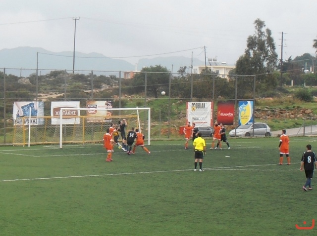 Ε.Θ.Κ - Αστέρας Χαλέπας: 1-0_8