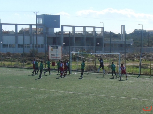 Ε.Θ.Κ - Φωστήρας: 2-2_3