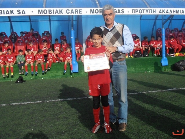 Τμήμα Τζούνιορ 2004: Άγγελος ΓΙΑΚΟΥΜΑΚΗΣ